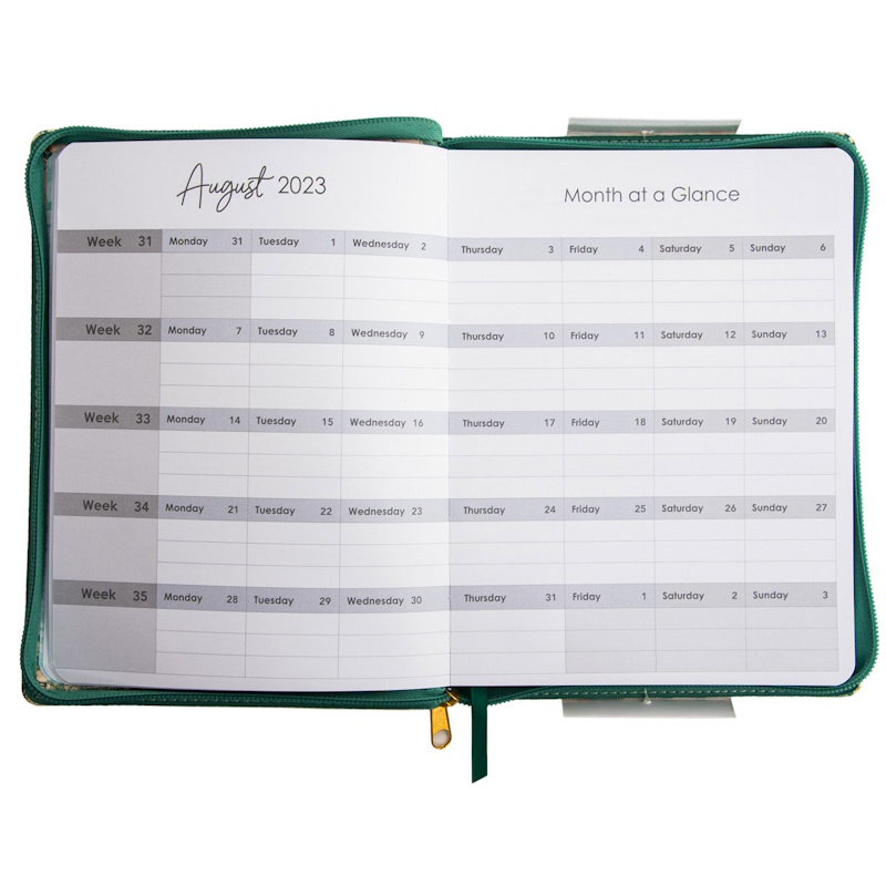 Be Still & Know Faux Leather with Zip Daily Planner 2024