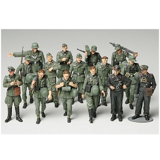 Tamiya WWII German Infantry on Maneuvers (1:48)